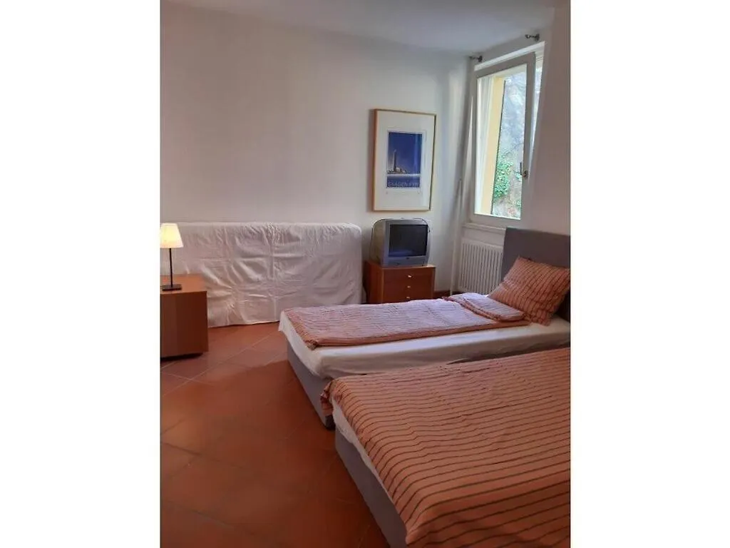 Caroline Comfortable Holiday Residence Cremia 0*,  Italy